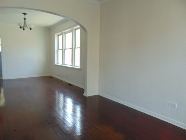 Foto del edificio - 1501 E 74th Pl