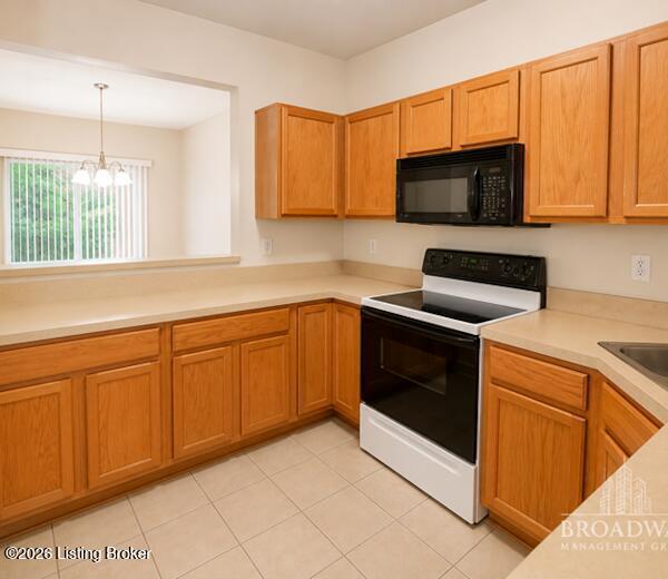 Foto del edificio - 13634 Pinnacle Gardens Cir