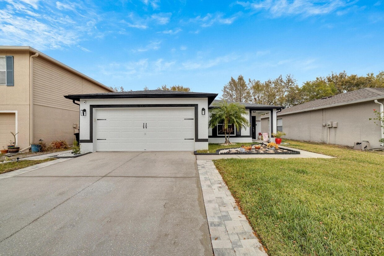 Primary Photo - 13731 Tramore Dr