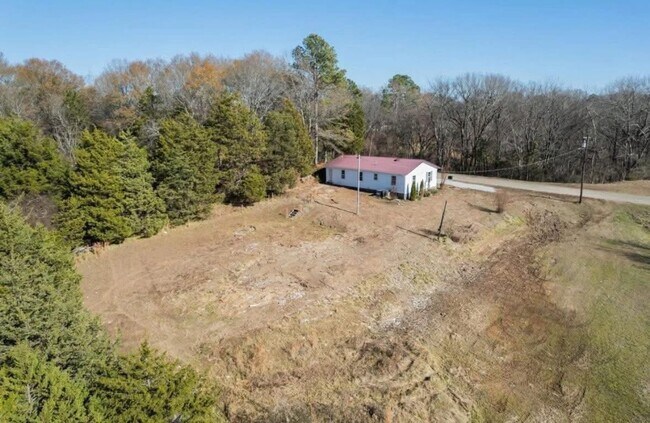 Foto del edificio - Freshly Renovated 3BR/2BA Home in Booneville, MS FOR RENT