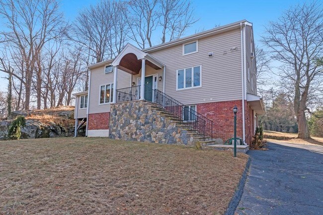Foto del edificio - 1 Goodwives River Rd