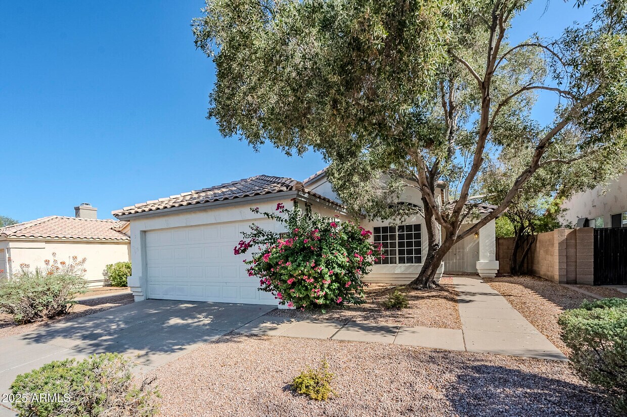 Foto principal - 1312 W Park Ave
