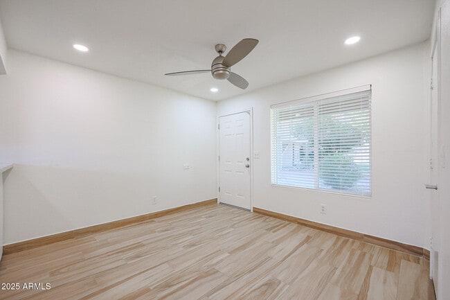 Building Photo - 19601 N 7th St