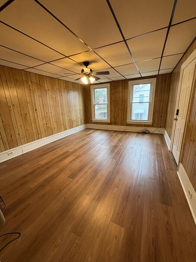 Building Photo - 140-142 Congress St