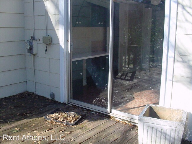 Foto del edificio - 3 br, 2 bath House - 480 Belvoir Heights
