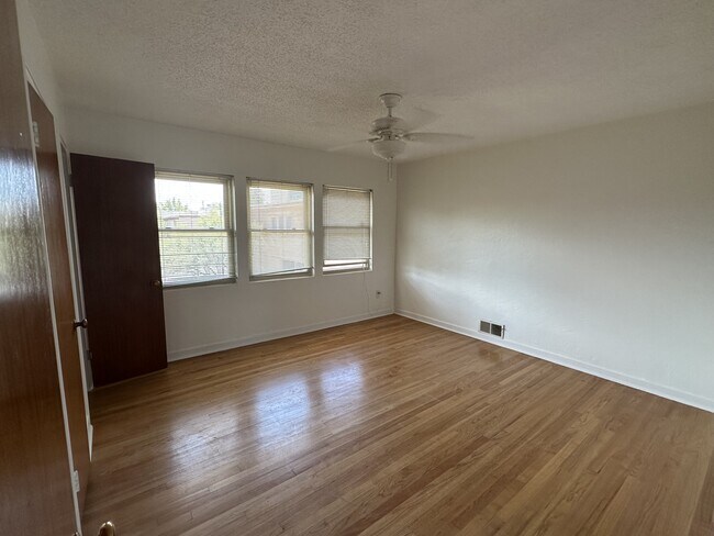 Foto del edificio - 1405 San Carlos Rd SW