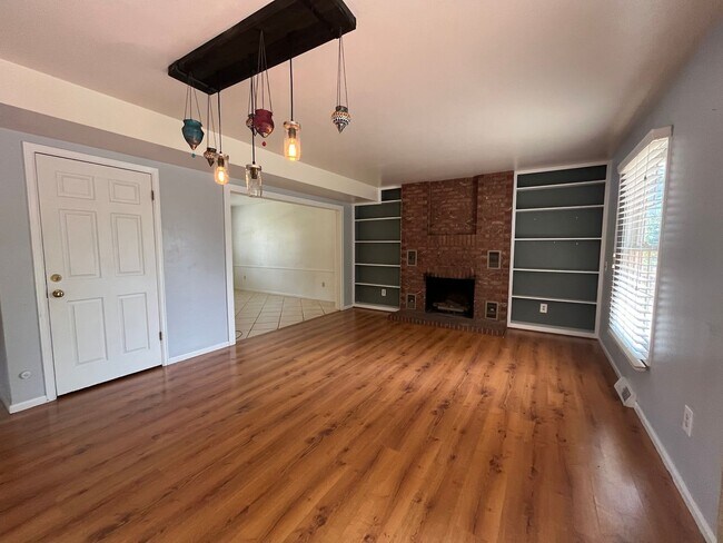 Building Photo - Wonderful Home in Central Fort Collins