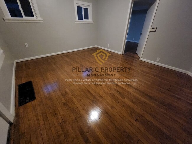 Foto del edificio - $500 OFF MOVE-IN SPECIAL!!! Newly Renovate...