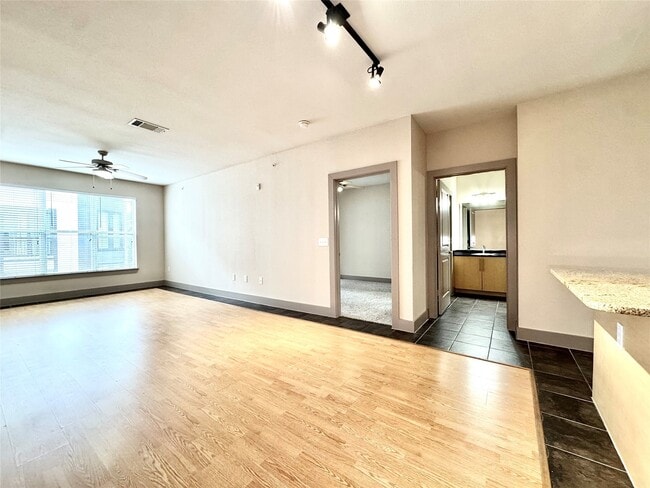 Foto del edificio - 3660 Richmond Ave.