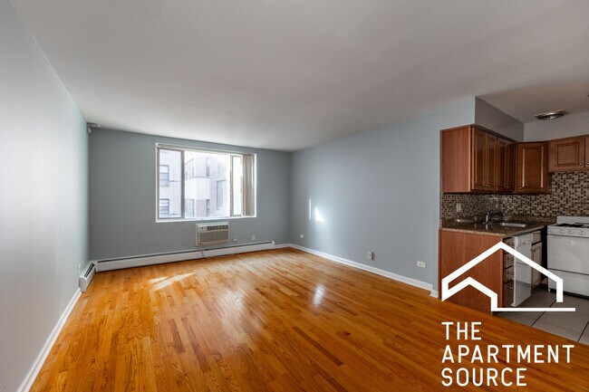 Foto del edificio - 5820 N Sheridan Rd