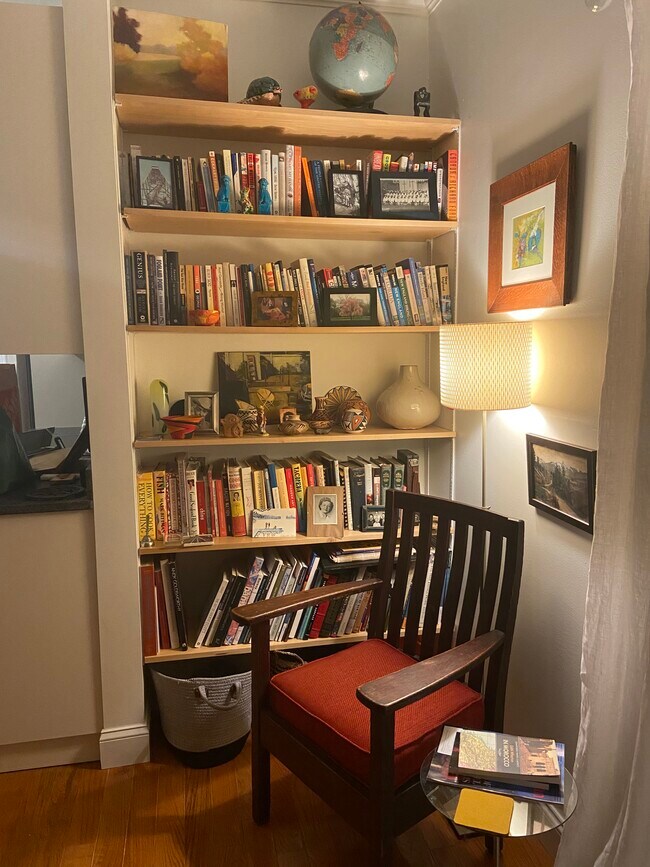 Built in bookshelves. - 8 Slocum St