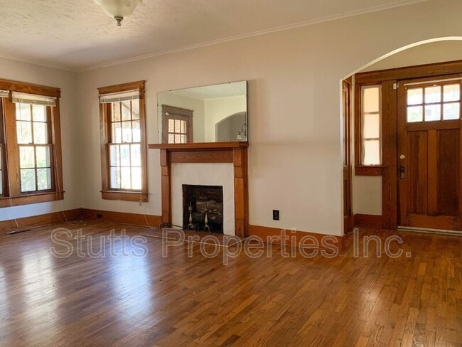 Building Photo - 507 Wheeler St