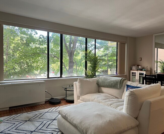 Photo - 4501 Arlington Blvd Apartment