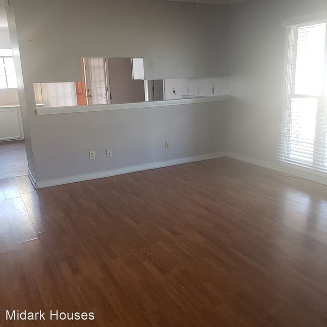 Building Photo - 3 br, 1 bath House - 3011 W. Dixon Rd