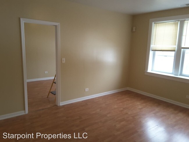 Building Photo - 643 W 119th St