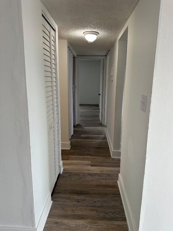 Foto del edificio - 7901 Johnson St