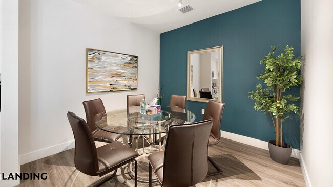 Foto del edificio - 4950 W Prescott St