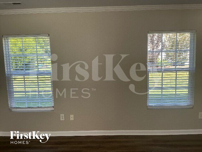 Foto del edificio - 719 Obsidian Way