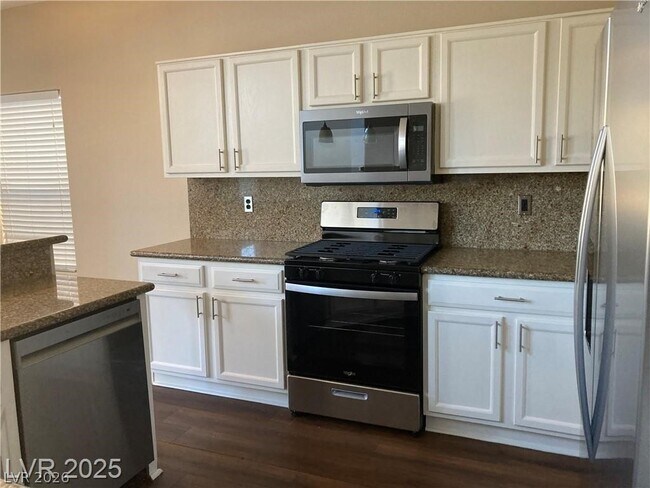 Foto del edificio - 3120 Whispering Canyon Ct