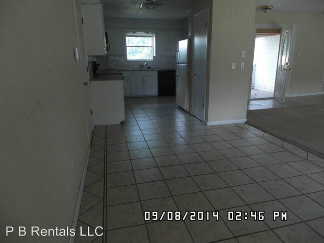 Building Photo - 5106 NW Meadowbrook Dr