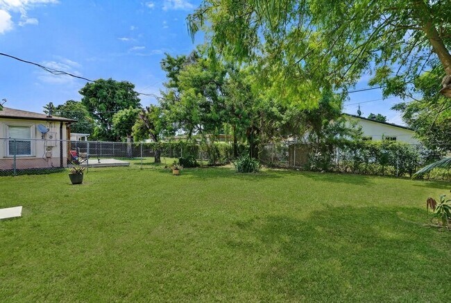 Foto del edificio - 10366 SW 172nd St