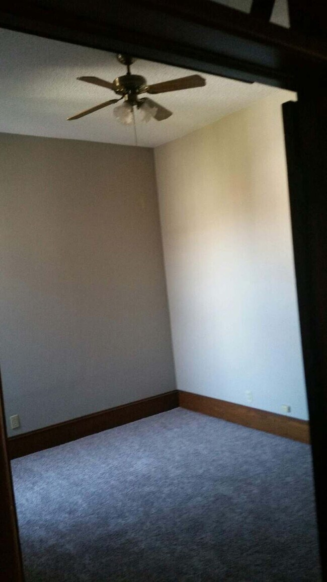 Building Photo - 1363 Iowa St