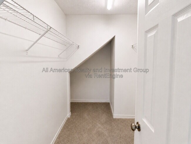Foto del edificio - 76 Hidden Cove Way