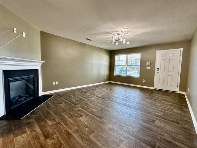 Building Photo - 1210 Leno Ln