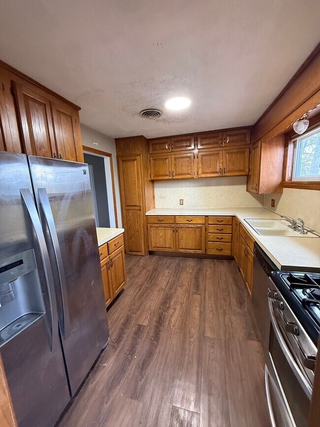 Foto del edificio - 3720 Old Jenny Lind Rd