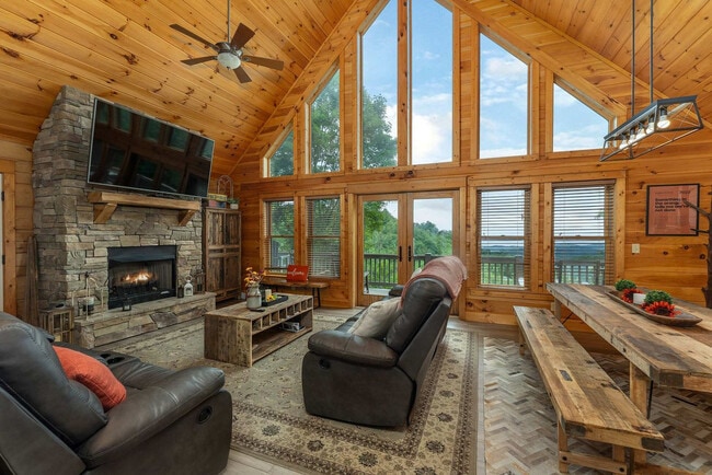 Building Photo - 49 Valley Dr