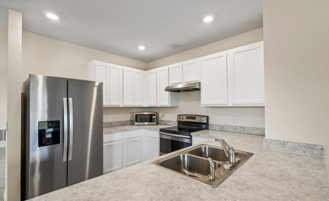 Building Photo - 4529 Blue Rock Dr