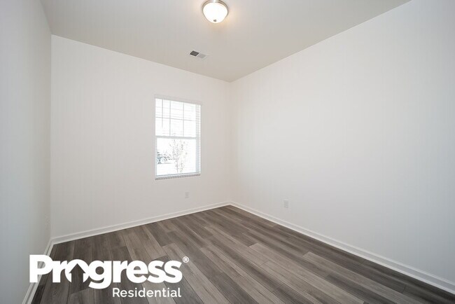 Building Photo - 522 Polaris Wy