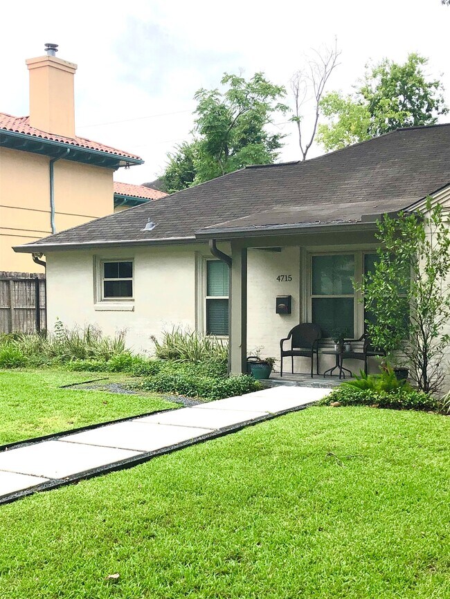 Foto del edificio - 4715 Laurel St