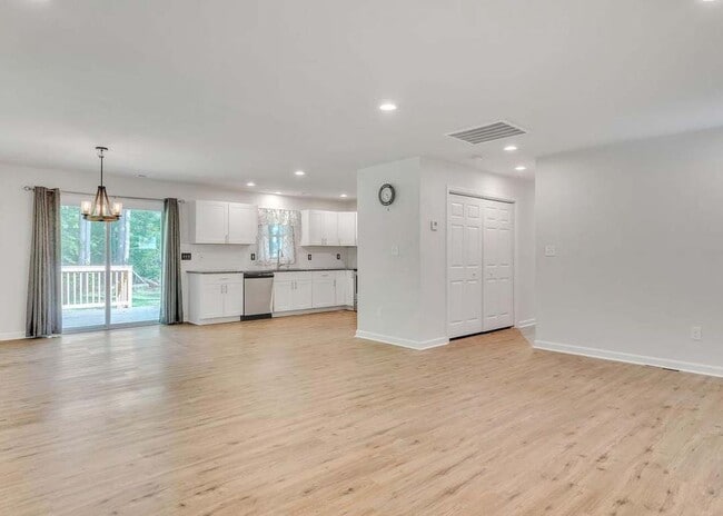 Foto del edificio - Modern Coastal Retreat | 3BR/2BA Home Buil...