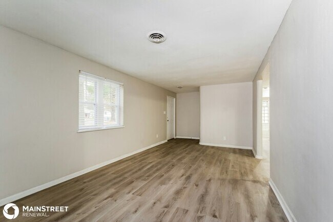 Building Photo - 533 Ford Dr