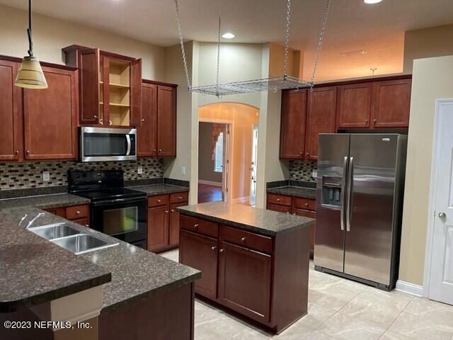 Foto del edificio - 10935 Stanton Hills Dr E