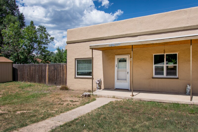 28 Mt Washington Dr Unit 1, Colorado Springs, CO 80906 Room for Rent
