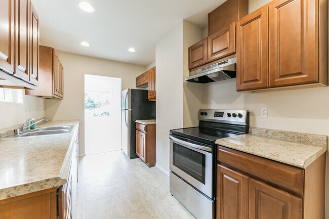 Foto del edificio - 7515 Cascade Dr