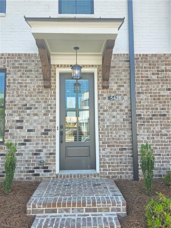 Foto del edificio - 5426 Howington Ct