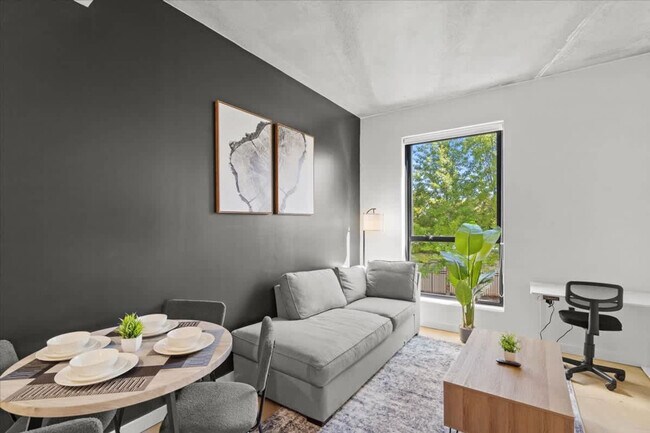 Foto del edificio - 3099 Youngblood St