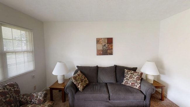 Building Photo - 376 Crabapple Cir