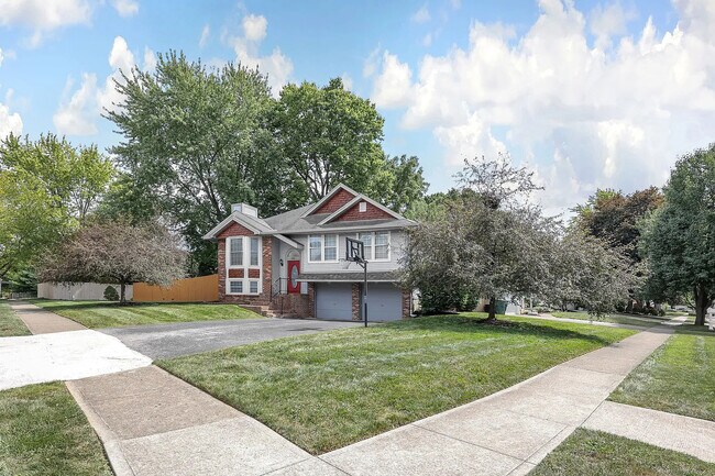 Foto del edificio - 3165 Curtis Knoll Dr