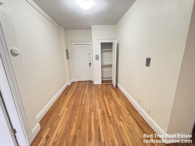 Photo - 1800 Commonwealth Ave Apartment