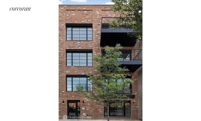 Building Photo - 442 Pulaski St