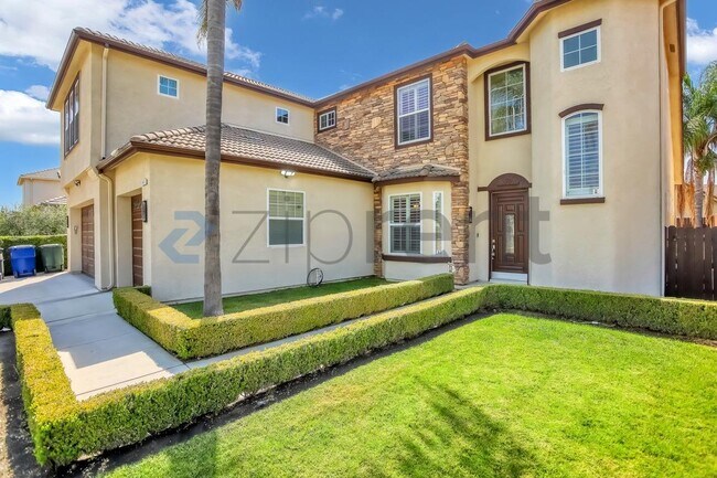Foto del edificio - 5743 W Chennault Ave