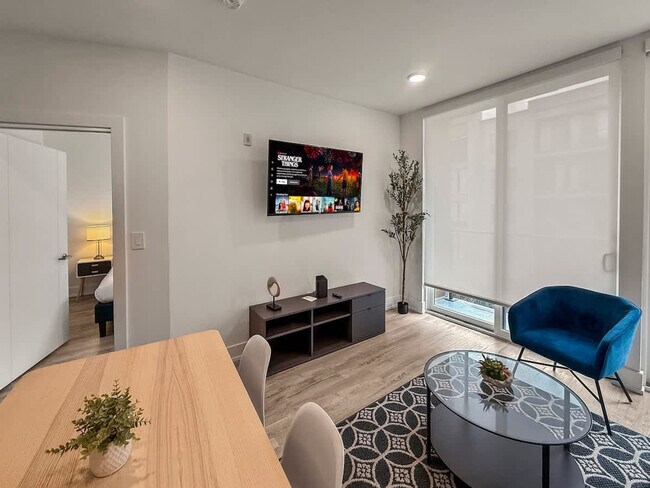 Foto del edificio - 1214 N American St