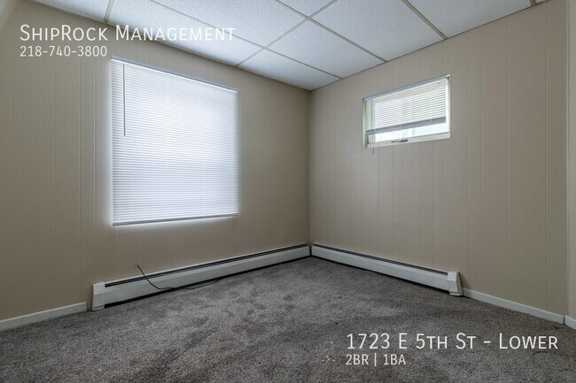 Foto del edificio - 1723 E 5th St