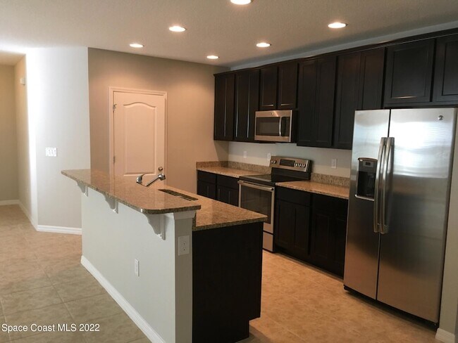 Foto del edificio - 967 Zambrana St SE