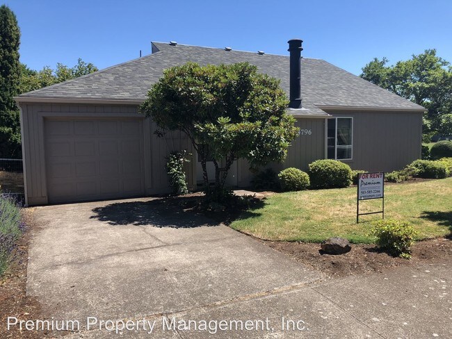 Building Photo - 2 br, 1 bath Apartment - 4796 Clarence Ct. SE