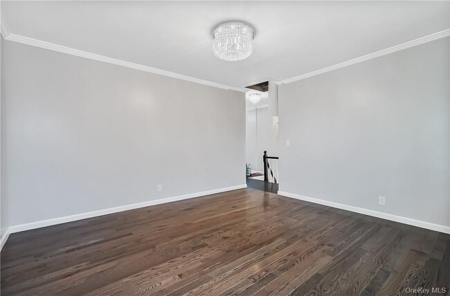 Foto del edificio - 192 Ashford Ave